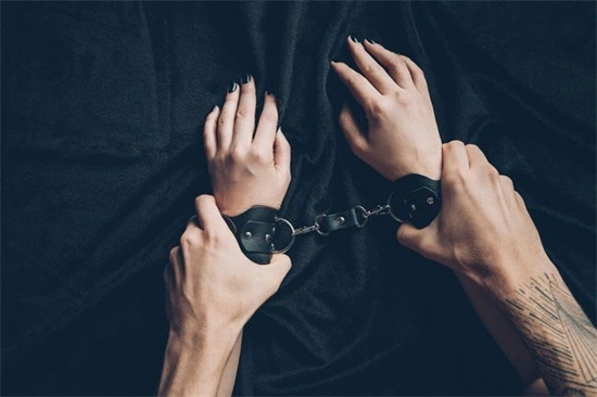 西檬之家字母圈的大圈是什么?了解你的BDSM世界与归属感 一