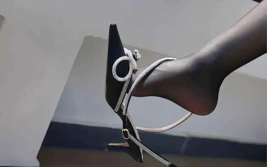 西檬之家字母圈探秘:如何安全且愉快地开始你的BDSM之旅? 一