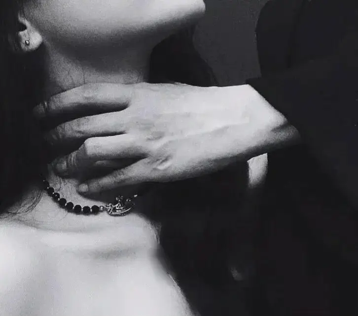 西檬之家如何成为字母圈中的女王?探索权力与臣服的魅力 一
